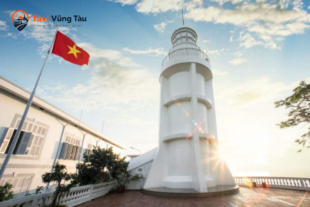 Tham quan ngọn Hải Đăng tại Vũng Tàu