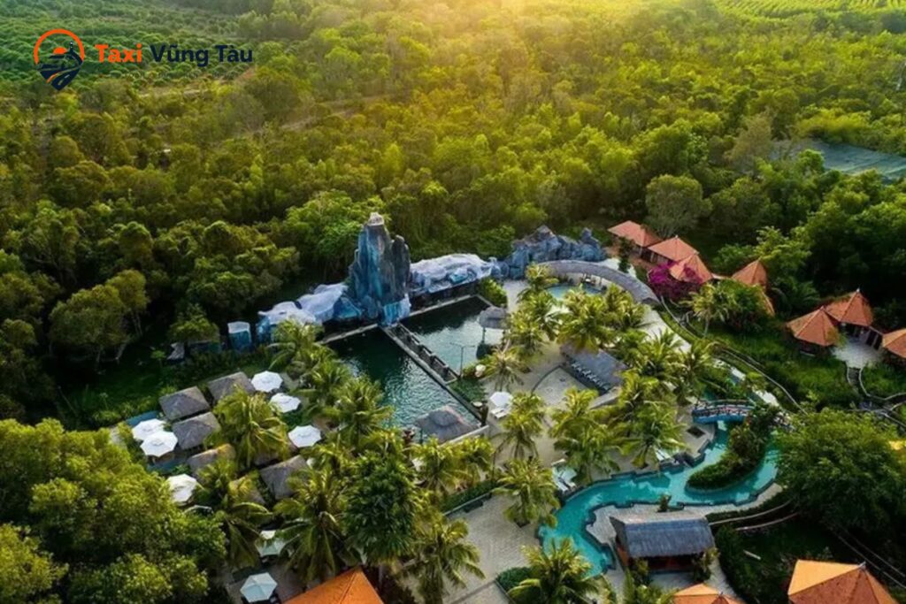 Suối nước nóng Bình Châu là điểm du lịch nổi tiếng với nguồn khoáng nóng tự nhiên Suối nước nóng Bình Châu là điểm du lịch nổi tiếng với nguồn khoáng nóng tự nhiên
